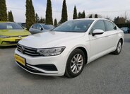 Volkswagen Passat Sedan / Limuzína 1,5 l 110 kw