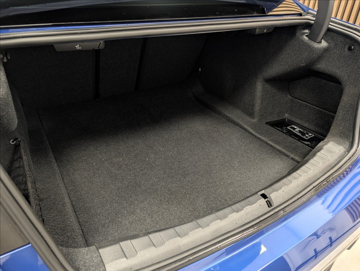 BMW Řada 3 Sedan 2,0 l 135 kw