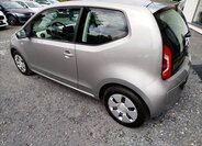Volkswagen up! 4