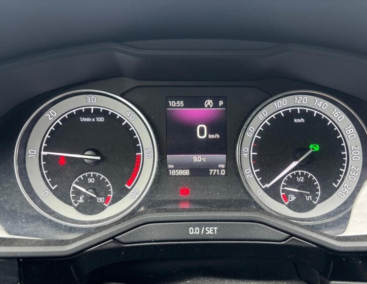 Škoda Superb Kombi 2,0 l 110 kw