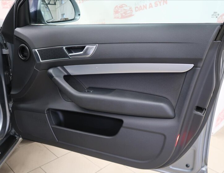 Audi A6 Kombi 2,7 l 140 kw