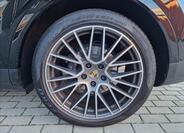 Porsche Cayenne 44