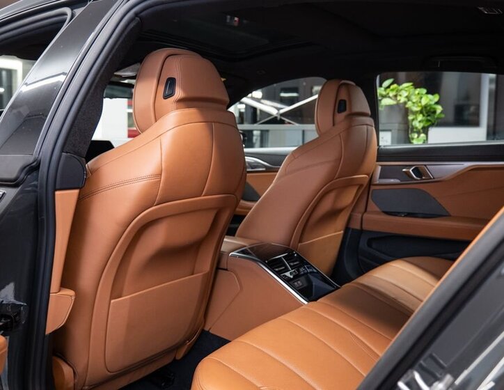 BMW Řada 8 Sedan 4,4 l 390 kw