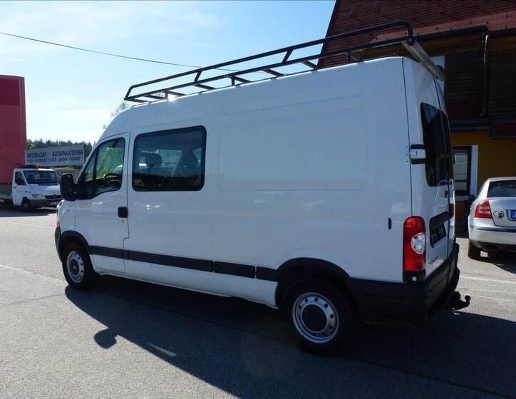 Renault Master Skříň 2,5 l 88 kw
