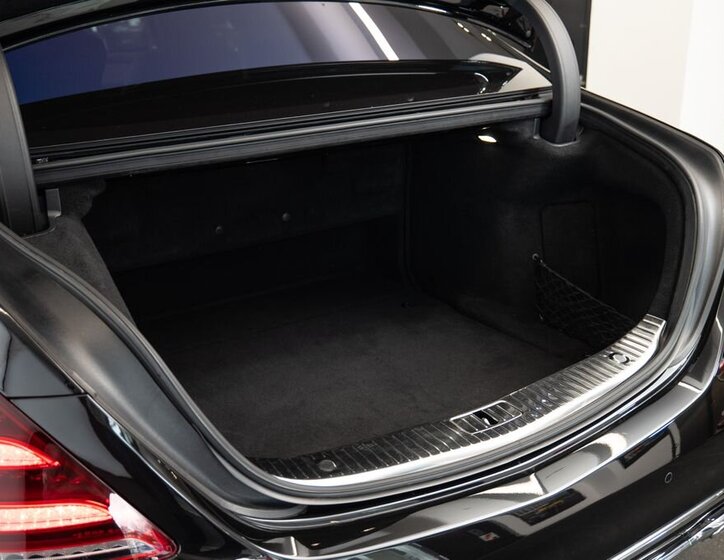 Mercedes-Benz Třídy S Sedan / Limuzína 4,0 l 345 kw