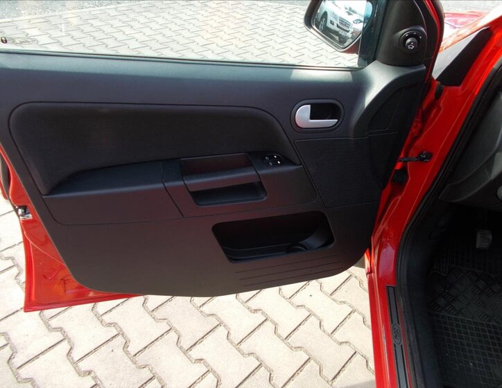 Ford Fusion Kombi 1,4 l 59 kw