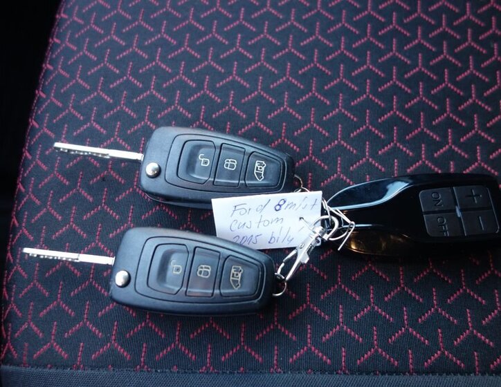 Ford Tourneo Custom 30