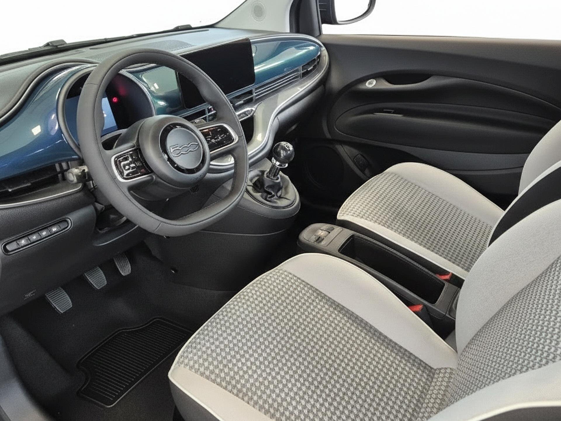 Fiat 500 Hatchback 999,0 48 kw