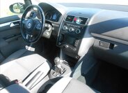 Volkswagen Touran MPV 1,6 l 77 kw
