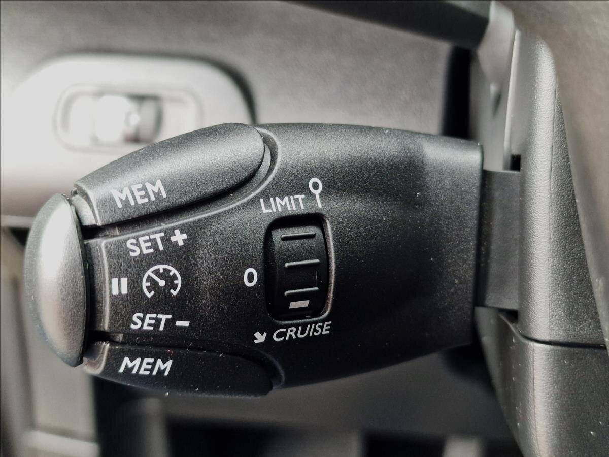 Peugeot Rifter Kombi 1,5 l 75 kw