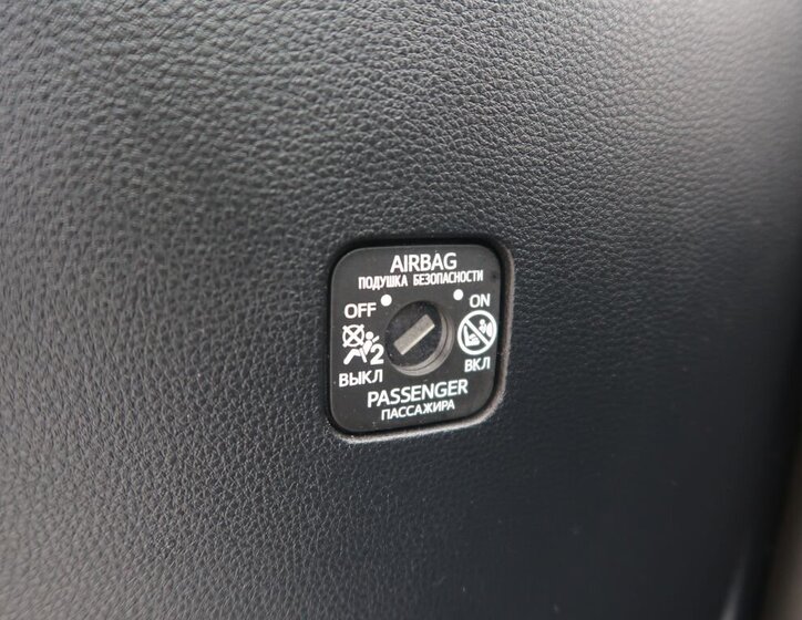 Toyota Corolla Sedan / Limuzína 1,5 l 92 kw