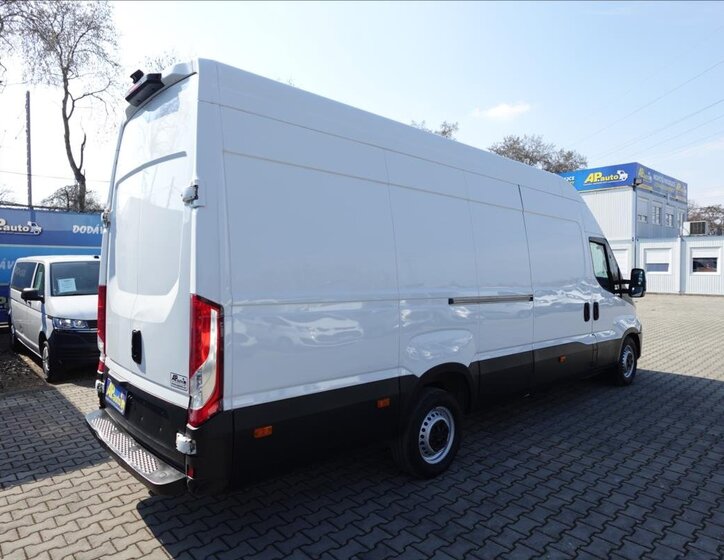 Iveco Daily Ostatní 2,3 l 100 kw