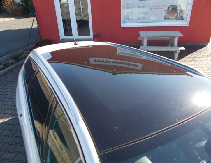 Peugeot 308 Kombi 2,0 l 133 kw