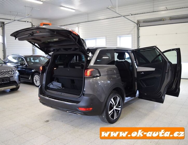 Peugeot 5008 MPV 1,5 l 96 kw