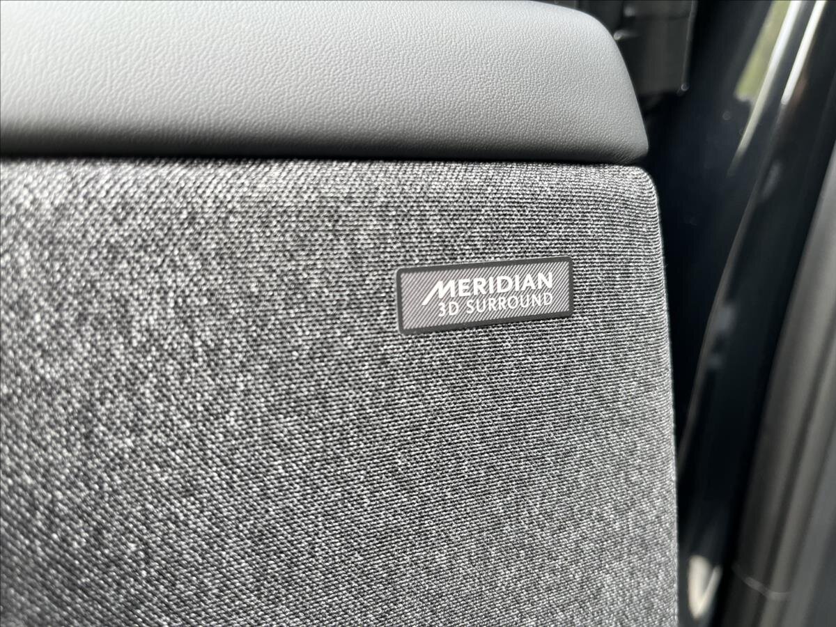 Land Rover Range Rover Sport SUV / Terénní 4,4 l 390 kw