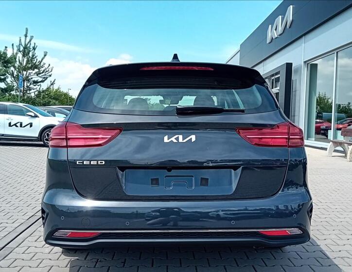KIA Ceed 5
