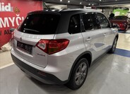 Suzuki Vitara 6