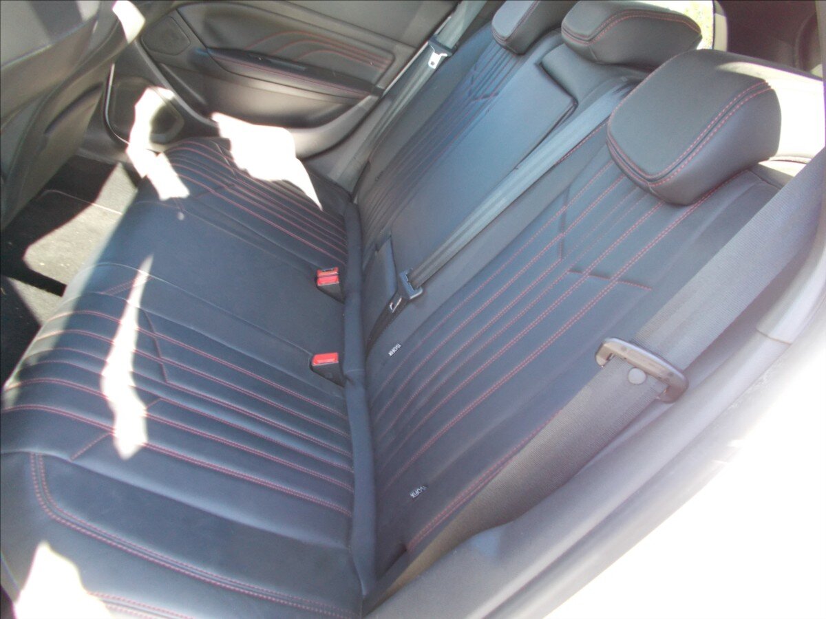 Peugeot 308 Kombi 2,0 l 133 kw