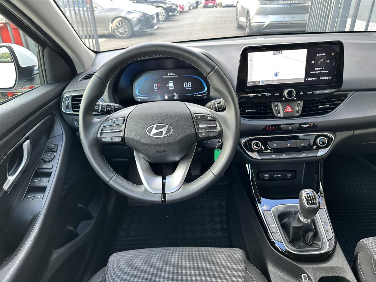 Hyundai i30 Hatchback 1,5 l 70 kw