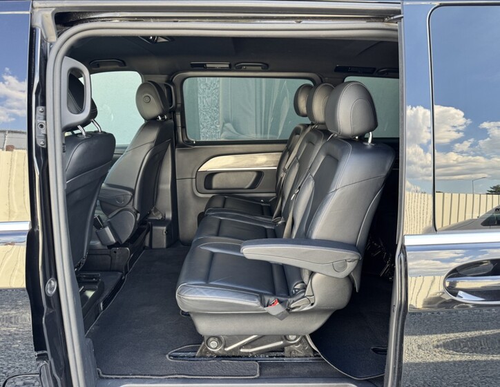 Mercedes-Benz Třídy V 23