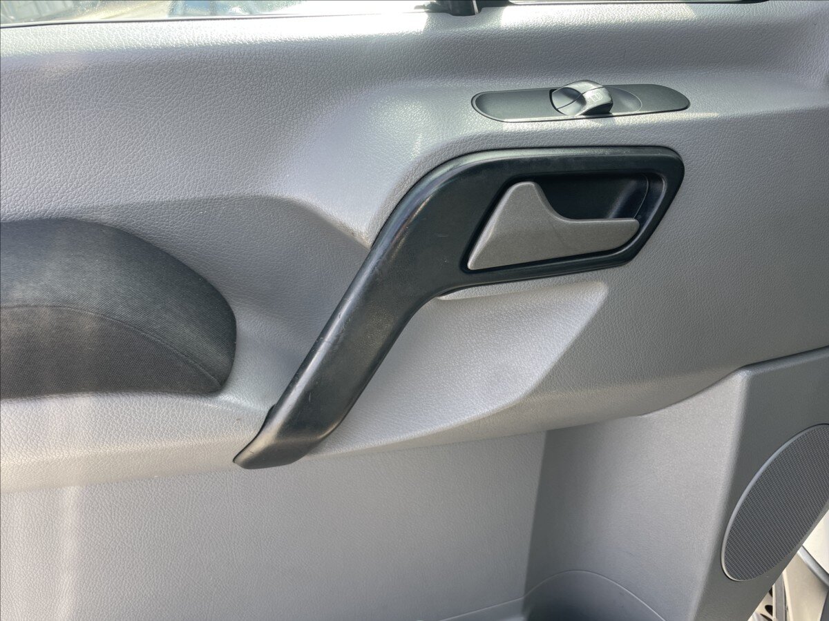 Volkswagen Crafter Skříň 2,0 l 120 kw