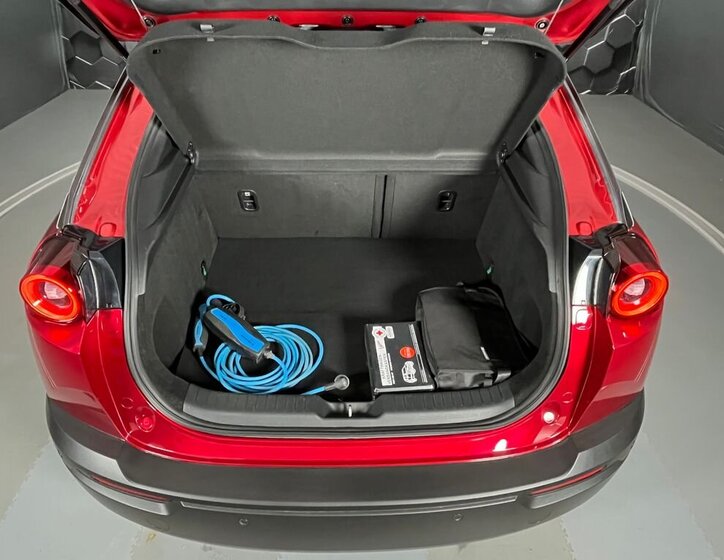 Mazda MX-30 SUV / Terénní 0,0 107 kw