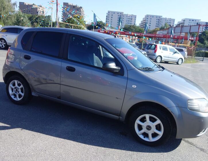 Chevrolet Aveo 7