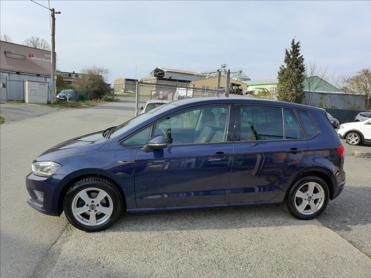 Volkswagen Golf Sportsvan Kombi 1,2 l 81 kw