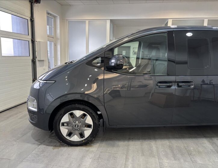 Hyundai Staria VAN-Minibus 1,6 l 117 kw