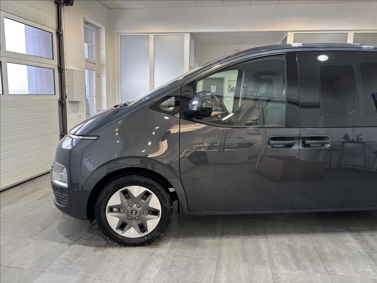 Hyundai Staria VAN-Minibus 1,6 l 117 kw
