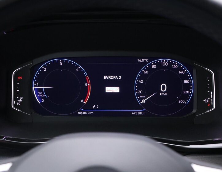 Volkswagen Caravelle Kombi 2,0 l 110 kw