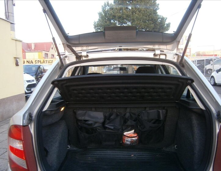 Škoda Fabia Hatchback 1,2 l 40 kw