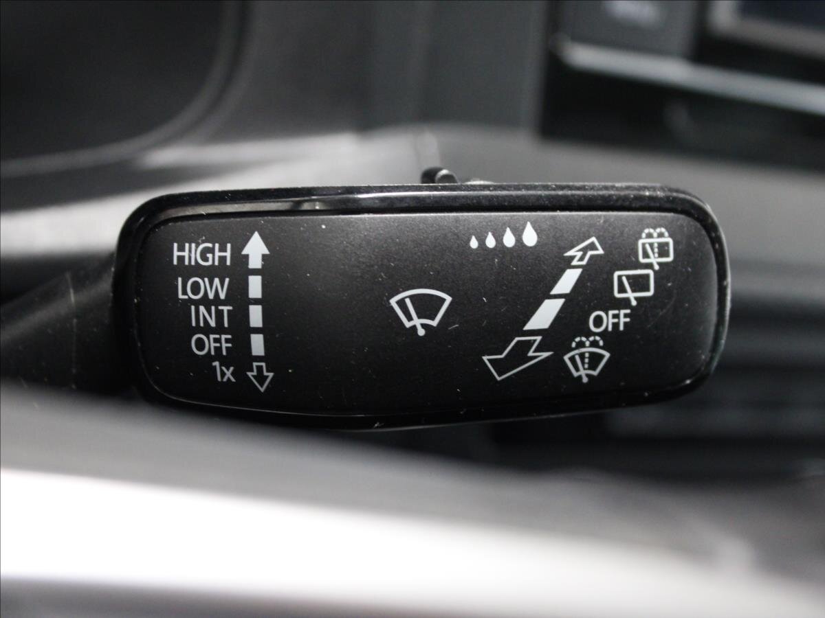 Volkswagen Caravelle Kombi 2,0 l 110 kw