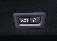 BMW Řada 7 Sedan / Limuzína 4,4 l 330 kw