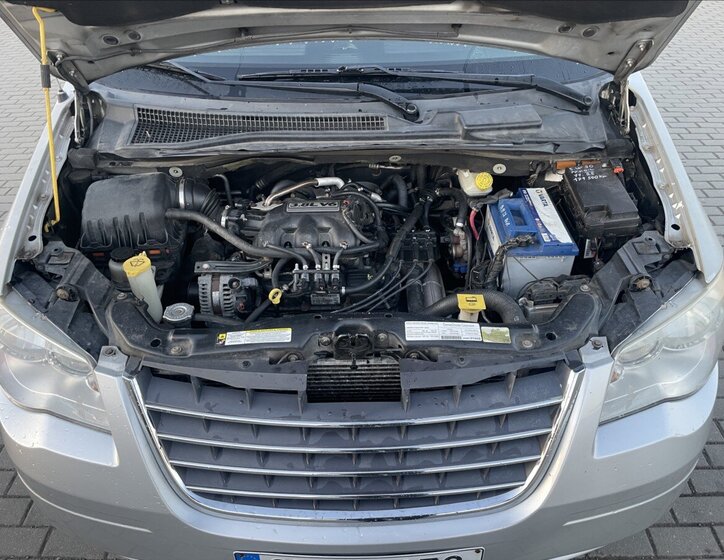 Chrysler Town & Country MPV 3,8 l 142 kw