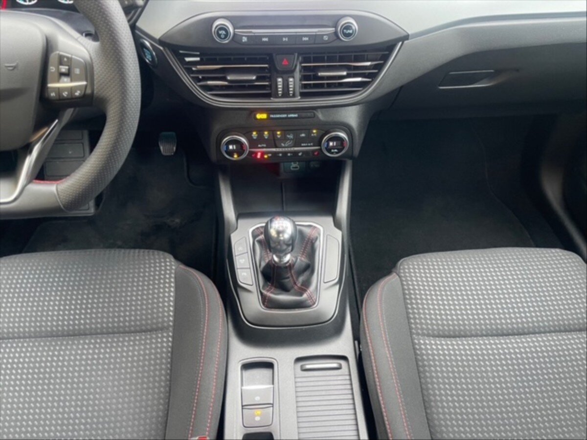 Ford Focus Kombi 999,0 114 kw