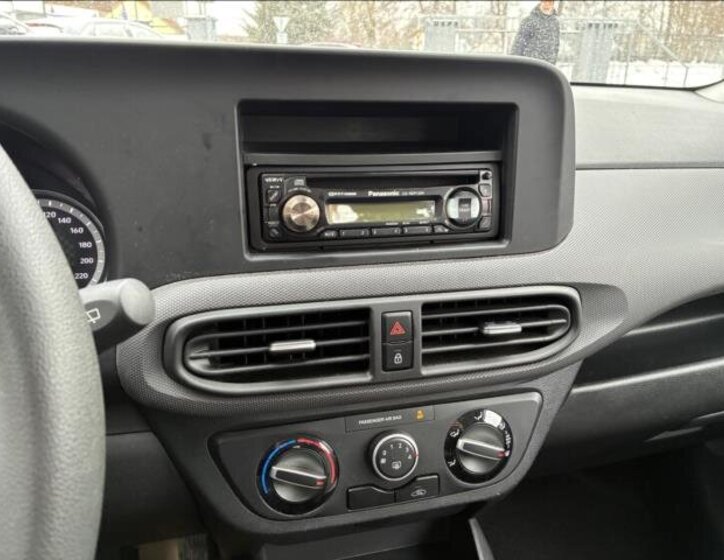 Hyundai i10 Hatchback 998,0 49 kw