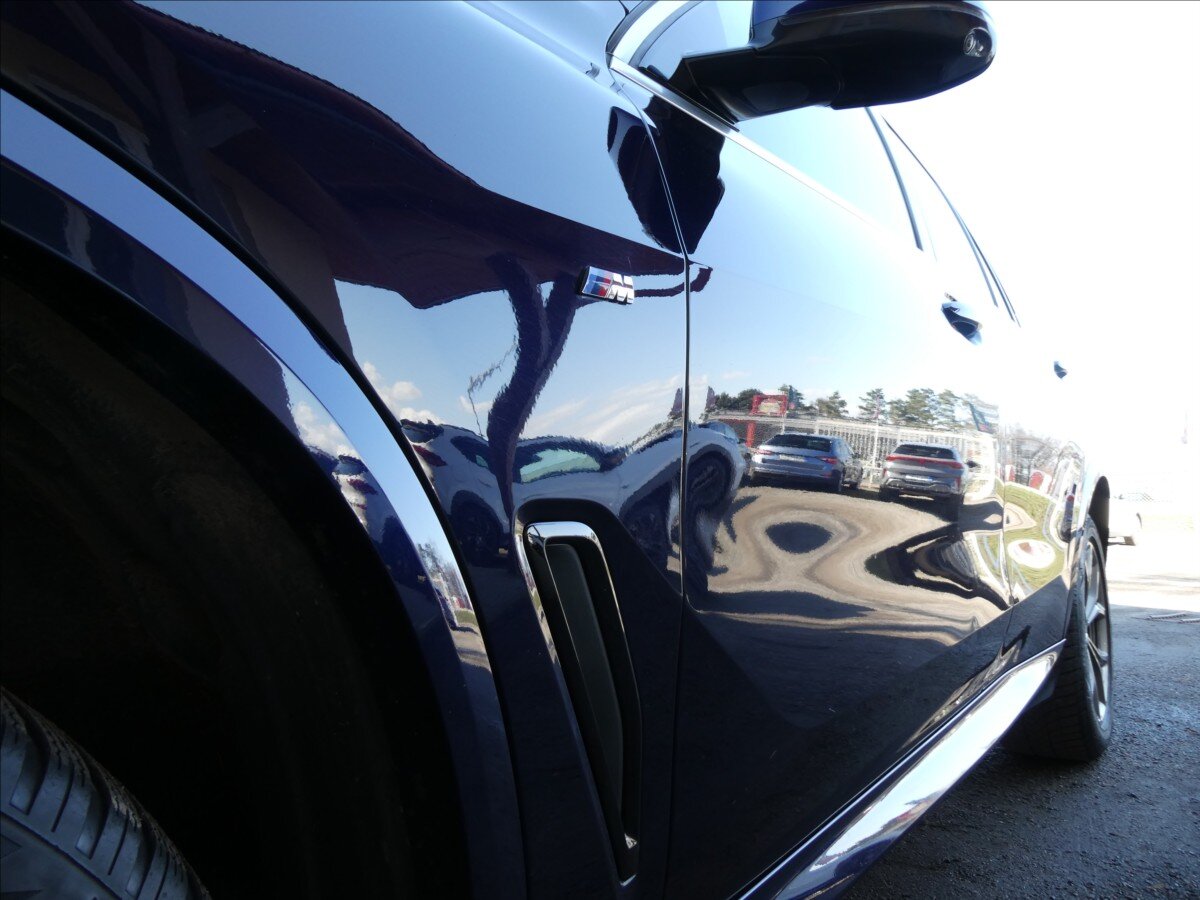 BMW X5 SUV / Terénní 3,0 l 195 kw