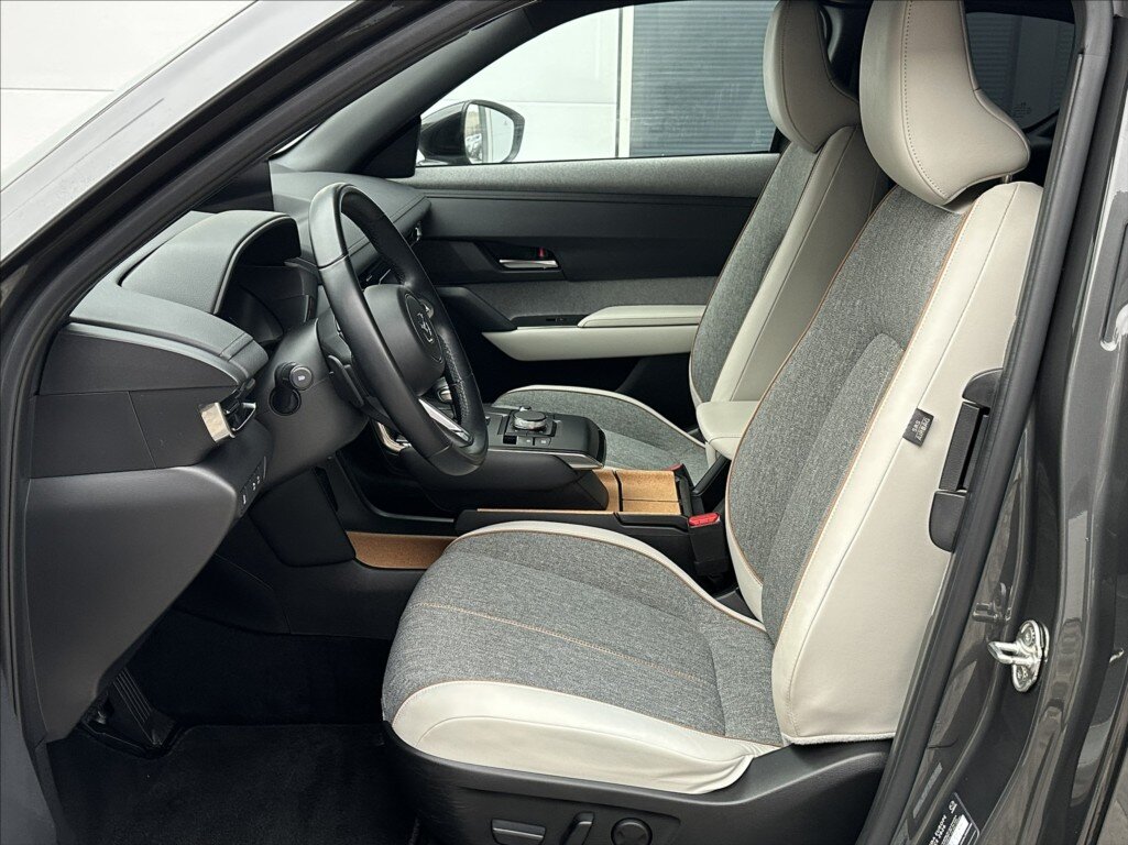 Mazda MX-30 SUV / Terénní 0,0 107 kw