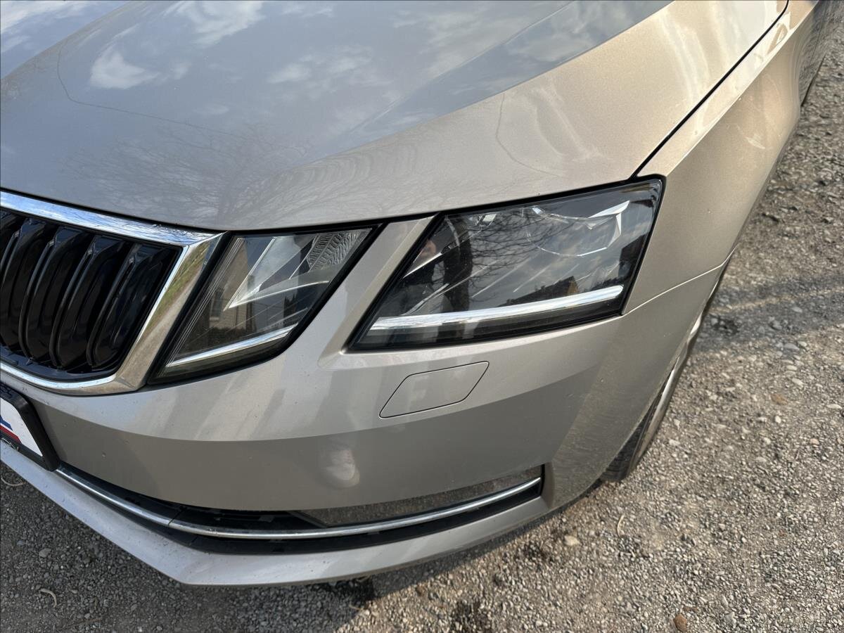 Škoda Octavia Kombi 1,5 l 110 kw