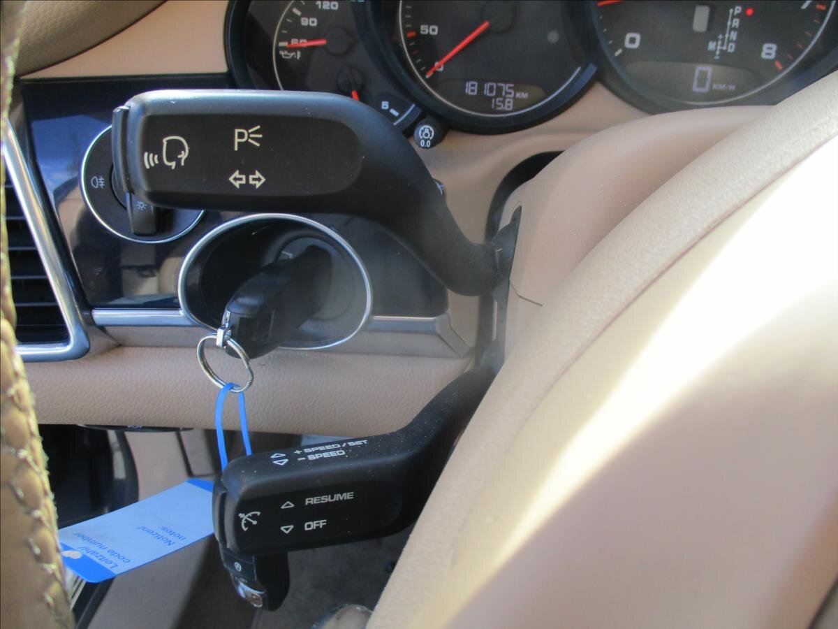 Porsche Panamera Hatchback 3,6 l 220 kw