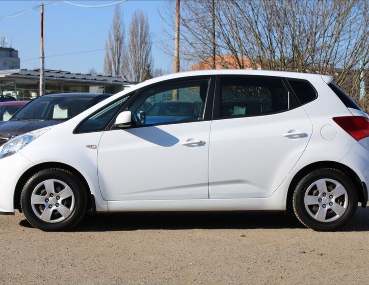 KIA Venga Hatchback 1,4 l 66 kw