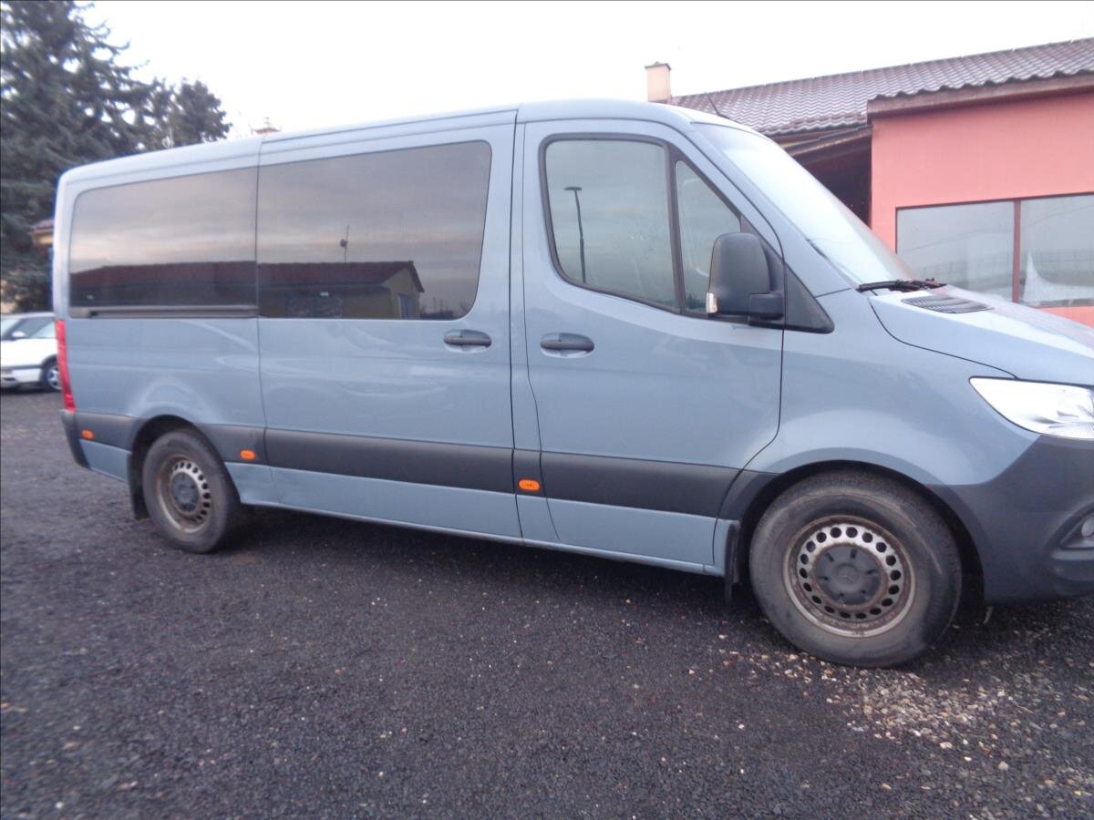 Mercedes-Benz Sprinter Kombi 2,1 l 105 kw