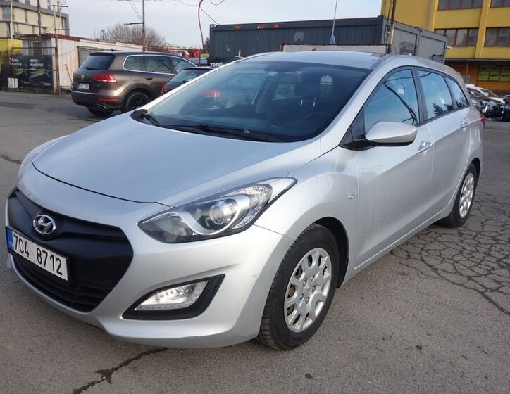 Hyundai i30 1