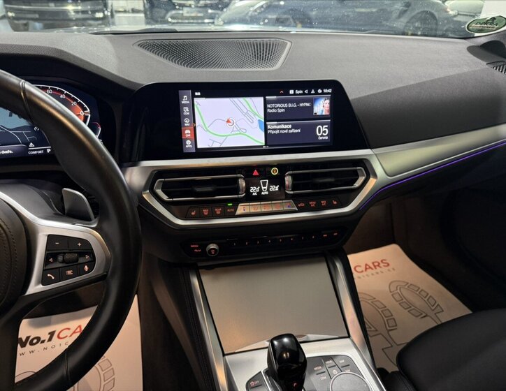 BMW Řada 4 Sedan / Limuzína 2,0 l 140 kw