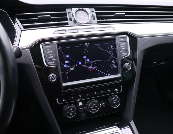 Volkswagen Passat Kombi 2,0 l 140 kw