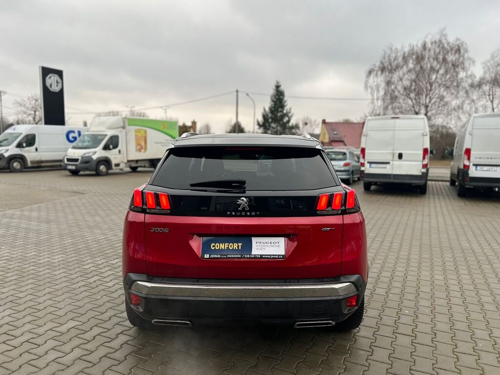 Peugeot 3008 SUV / Terénní 2,0 l 130 kw