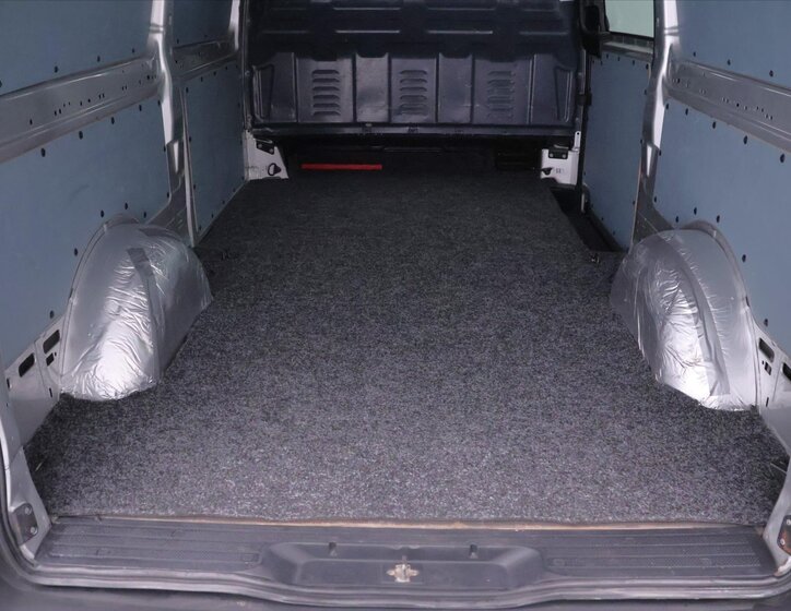 Mercedes-Benz Vito 10