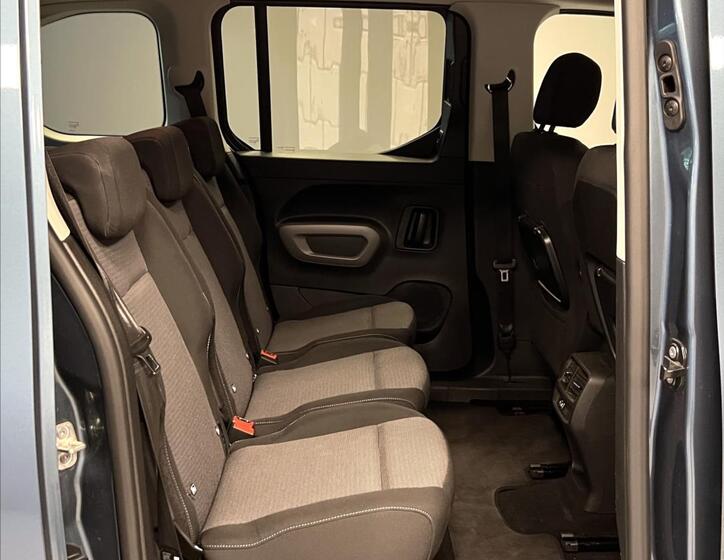 Toyota ProAce City Verso 13