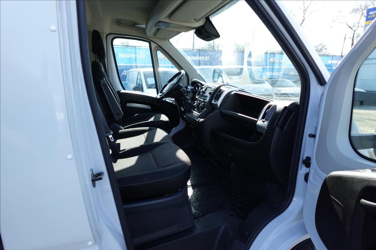 Peugeot Boxer Ostatní 2,2 l 121 kw